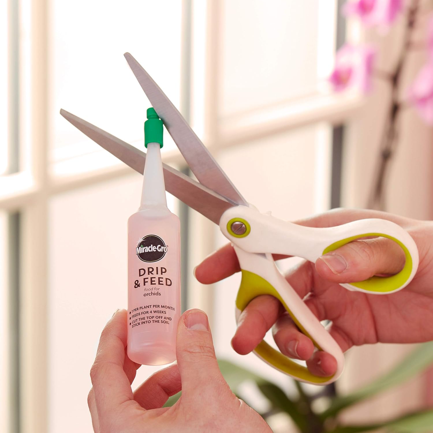 AMK® Miracle-Gro® Drip & Feed Orchid Pack 3